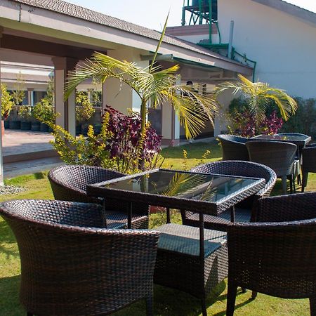 Hotel Ananda Pashupati Kathmandu Exterior photo