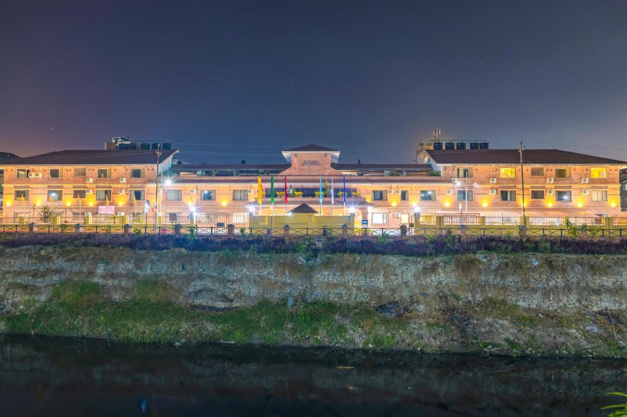 Hotel Ananda Pashupati Kathmandu Exterior photo