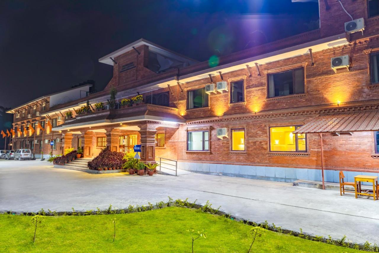 Hotel Ananda Pashupati Kathmandu Exterior photo